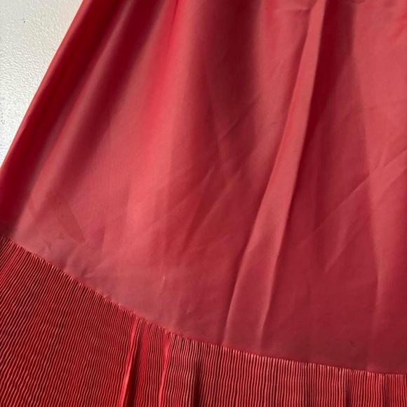 Vintage Barbizon Petticoat with Lace Trim - Picture 5 of 6